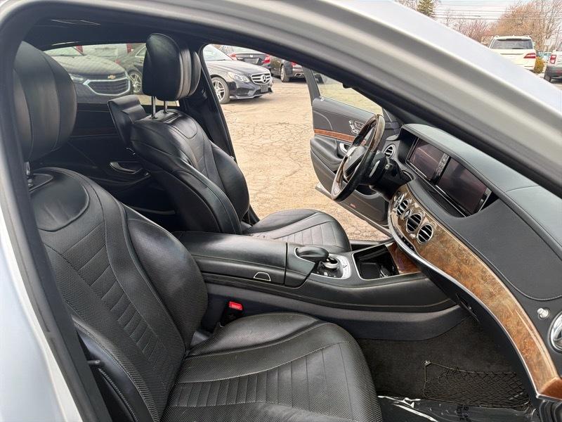 Mercedes-Benz S-Class S550 2014