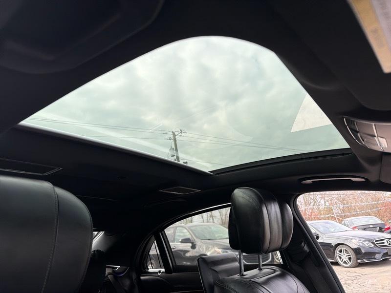 Mercedes-Benz S-Class S550 2014