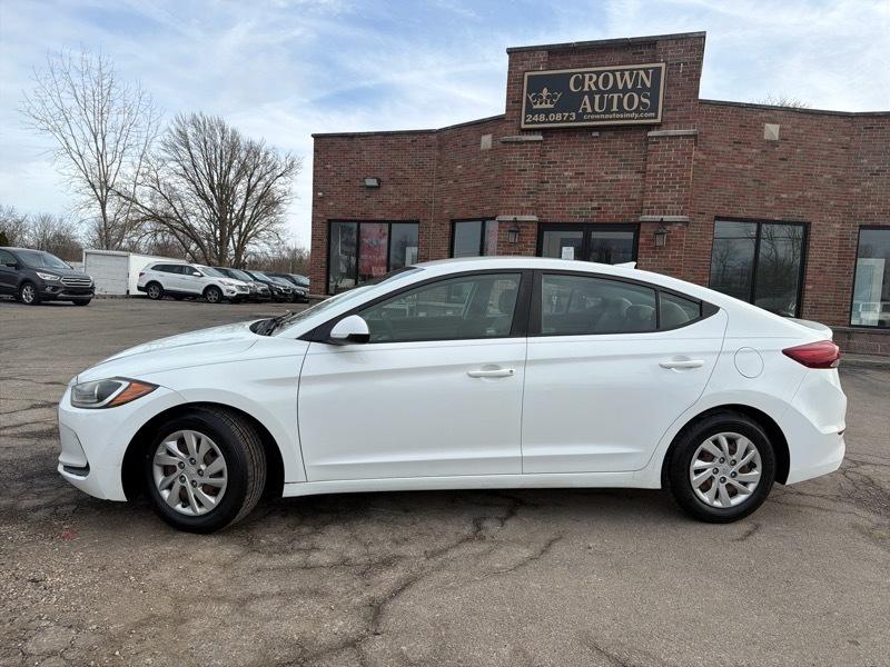 Hyundai Elantra SE 6AT 2017