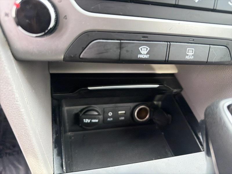 Hyundai Elantra SE 6AT 2017