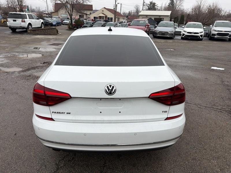 Volkswagen Passat SE 2018