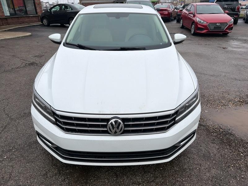Volkswagen Passat SE 2018