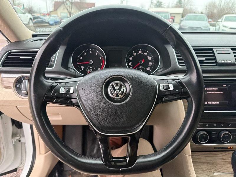 Volkswagen Passat SE 2018