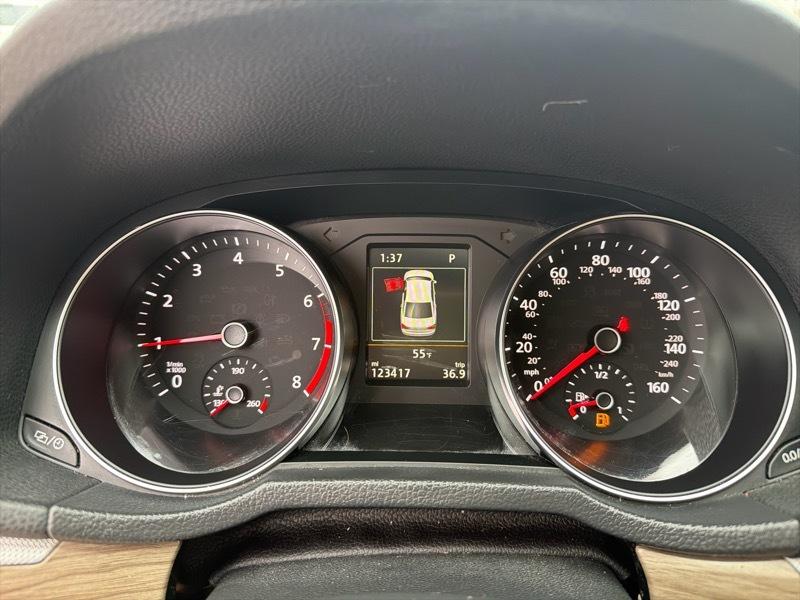 Volkswagen Passat SE 2018