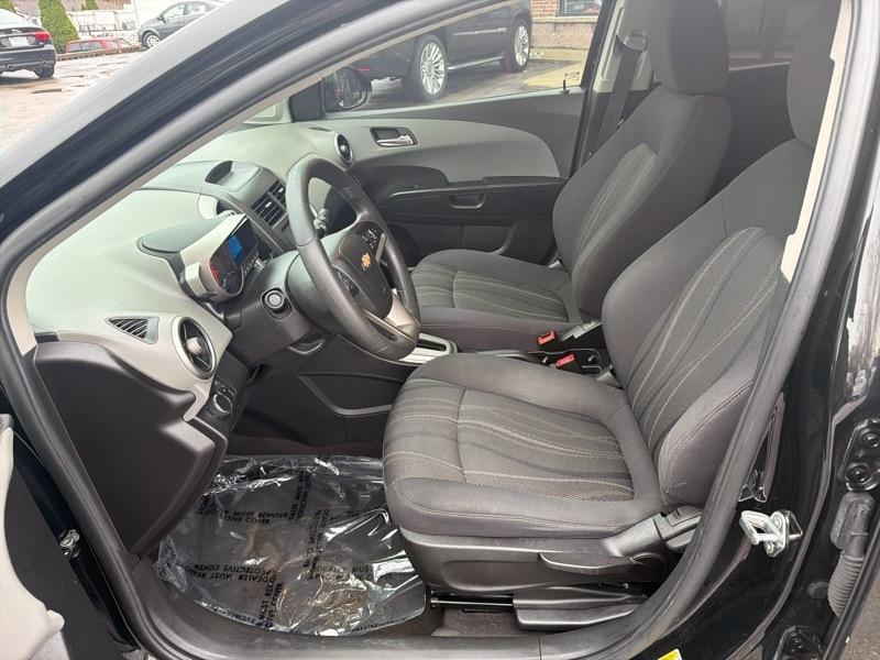 Chevrolet Sonic LT Auto Sedan 2016