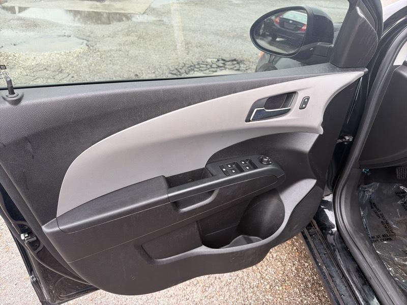 Chevrolet Sonic LT Auto Sedan 2016