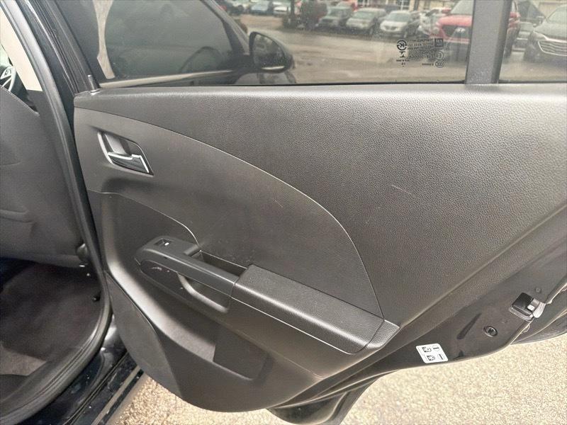 Chevrolet Sonic LT Auto Sedan 2016