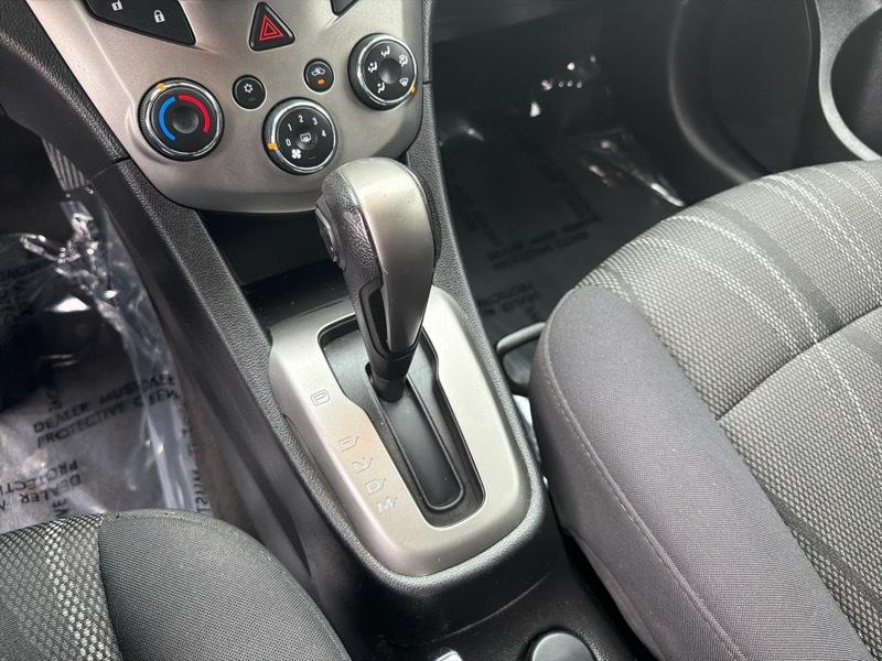 Chevrolet Sonic LT Auto Sedan 2016