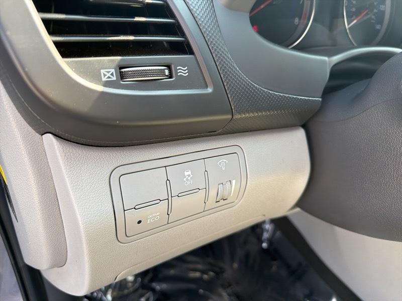 Hyundai Accent SE 4-Door 6A 2017