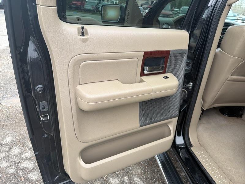 Ford F-150 Lariat SuperCrew Short Box 4WD 2008