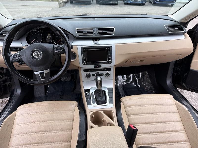 Volkswagen CC Sport w/Lighting Package 2013