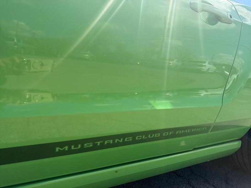 Ford Mustang V6 Convertible 2013