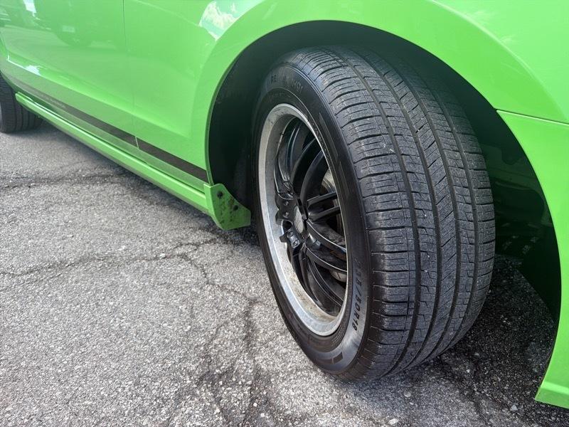 Ford Mustang V6 Convertible 2013