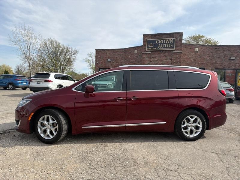 Chrysler Pacifica Touring-L Plus 2018