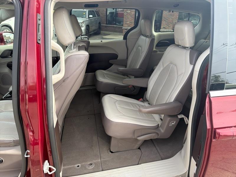 Chrysler Pacifica Touring-L Plus 2018