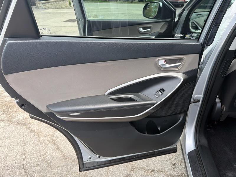 Hyundai Santa Fe SE FWD 2018