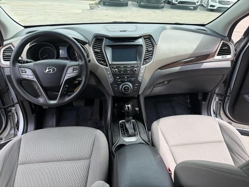 Hyundai Santa Fe SE FWD 2018