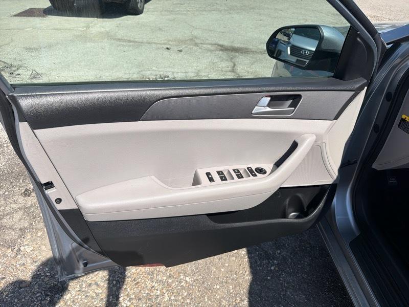 Hyundai Sonata SE 2015