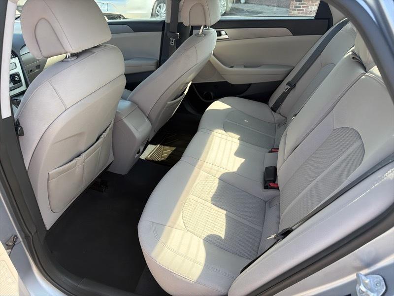 Hyundai Sonata SE 2015