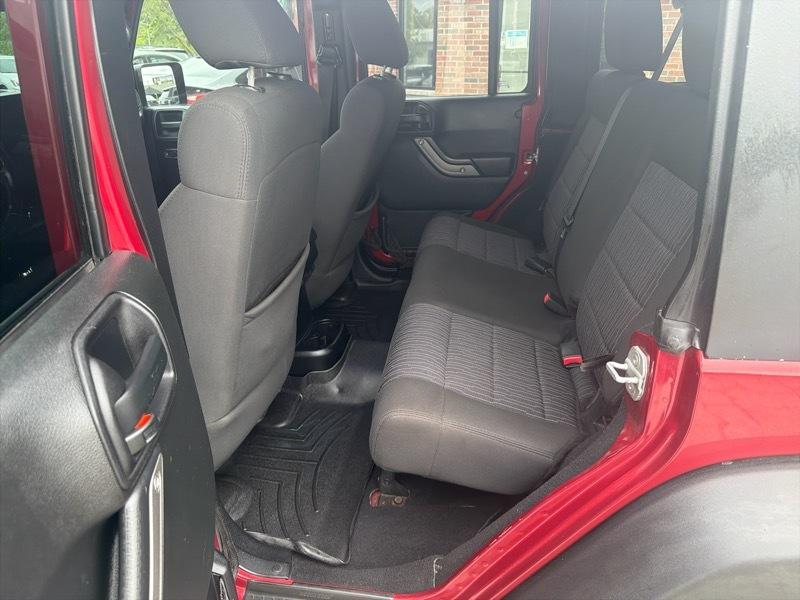 Jeep Wrangler Unlimited Sport 4WD 2012