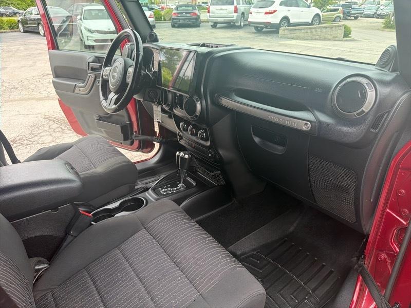 Jeep Wrangler Unlimited Sport 4WD 2012