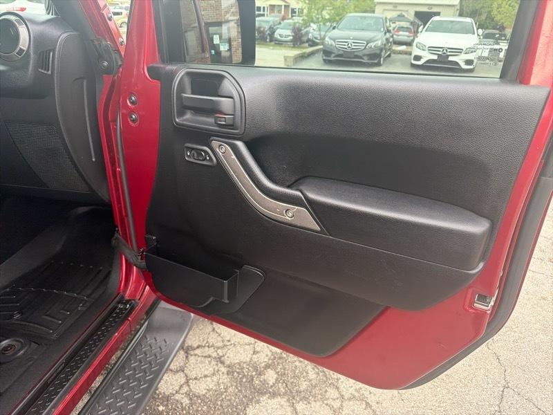Jeep Wrangler Unlimited Sport 4WD 2012