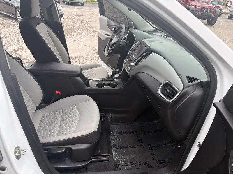 Chevrolet Equinox LS 2WD 2020