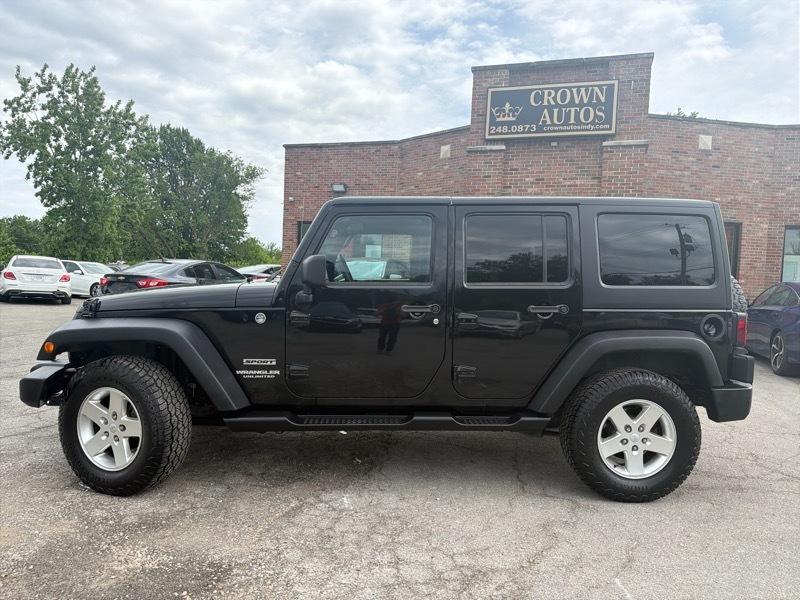 Jeep Wrangler Unlimited Sport 4WD 2013