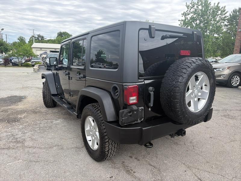 Jeep Wrangler Unlimited Sport 4WD 2013