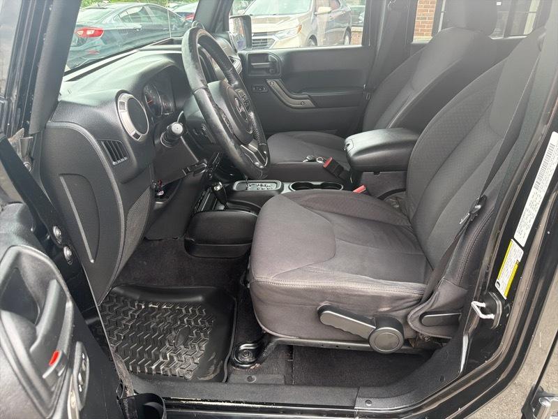 Jeep Wrangler Unlimited Sport 4WD 2013