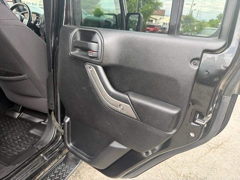 Jeep Wrangler Unlimited Sport 4WD 2013