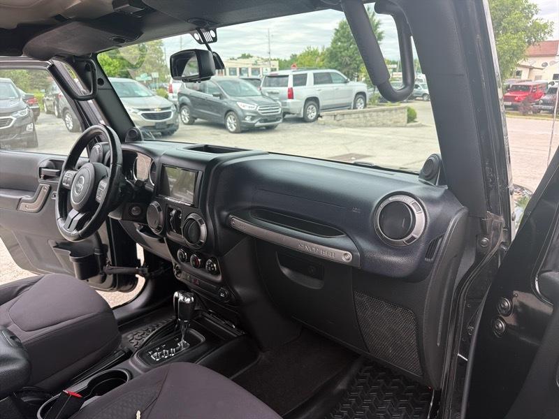 Jeep Wrangler Unlimited Sport 4WD 2013