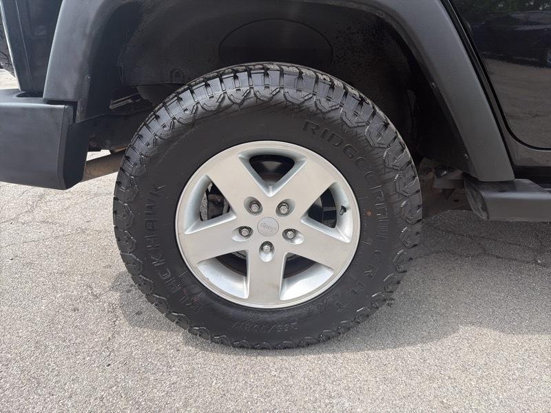 Jeep Wrangler Unlimited Sport 4WD 2013