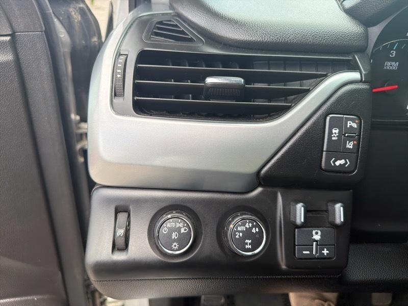 Chevrolet Suburban LTZ 1500 4WD 2015