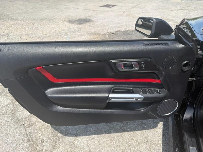 Ford Mustang EcoBoost Premium Convertible 2018