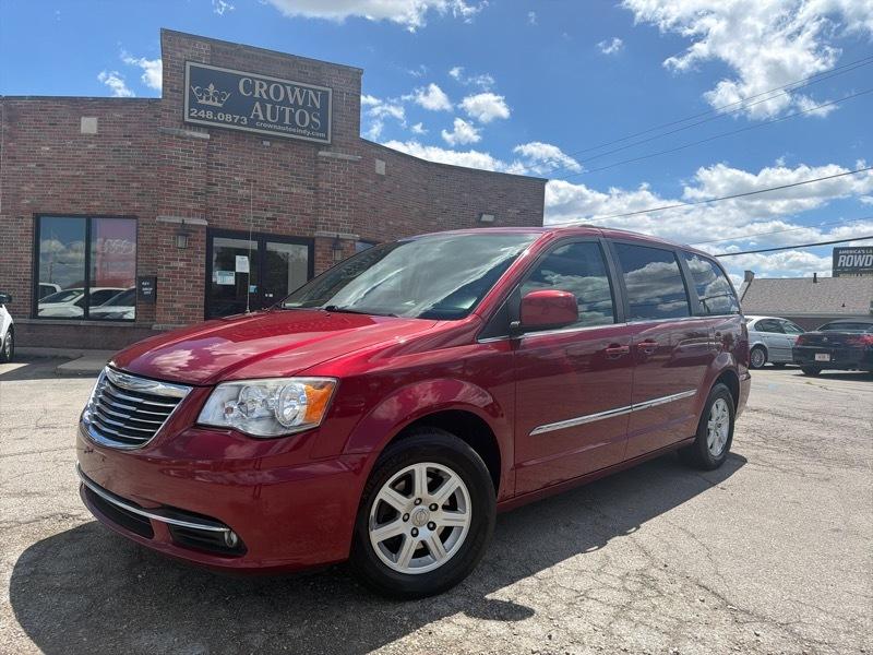 Chrysler Town & Country Touring 2013
