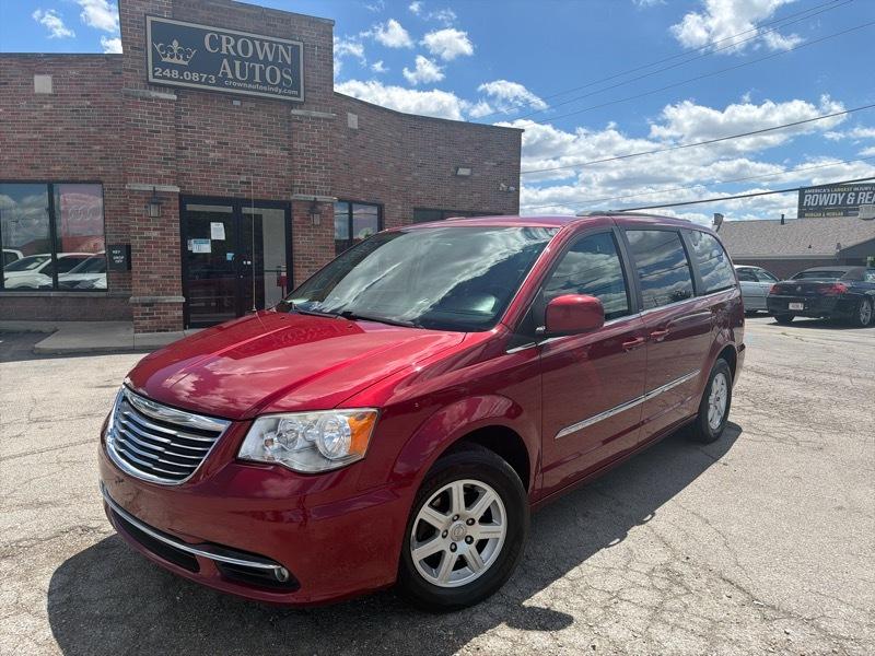 Chrysler Town & Country Touring 2013