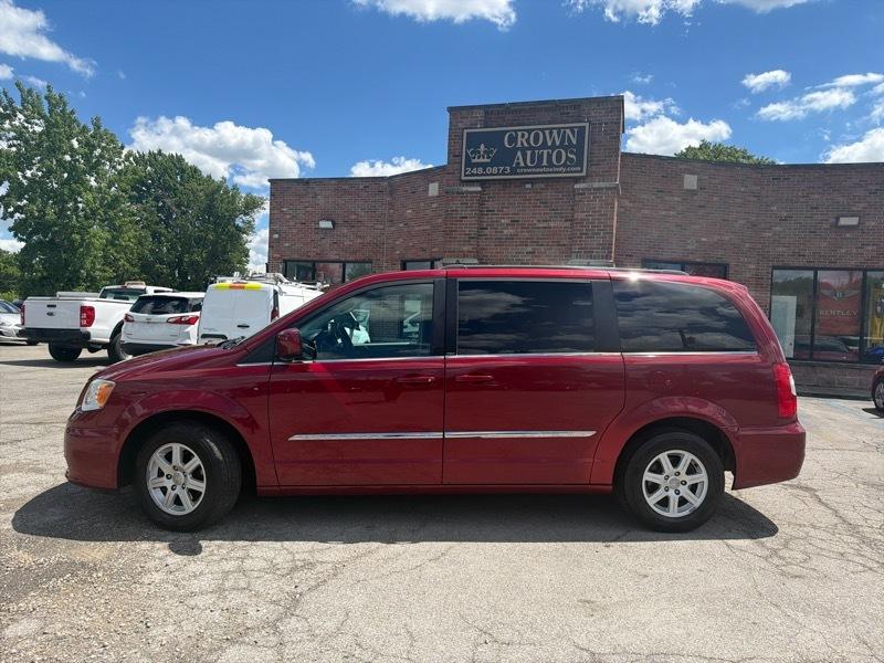 Chrysler Town & Country Touring 2013