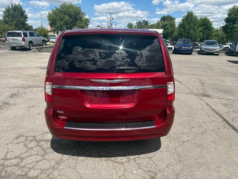 Chrysler Town & Country Touring 2013