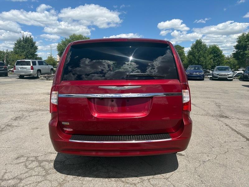 Chrysler Town & Country Touring 2013