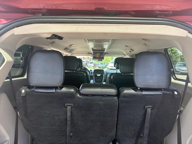 Chrysler Town & Country Touring 2013
