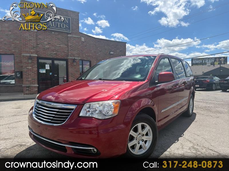 2013 Chrysler Town & Country Touring