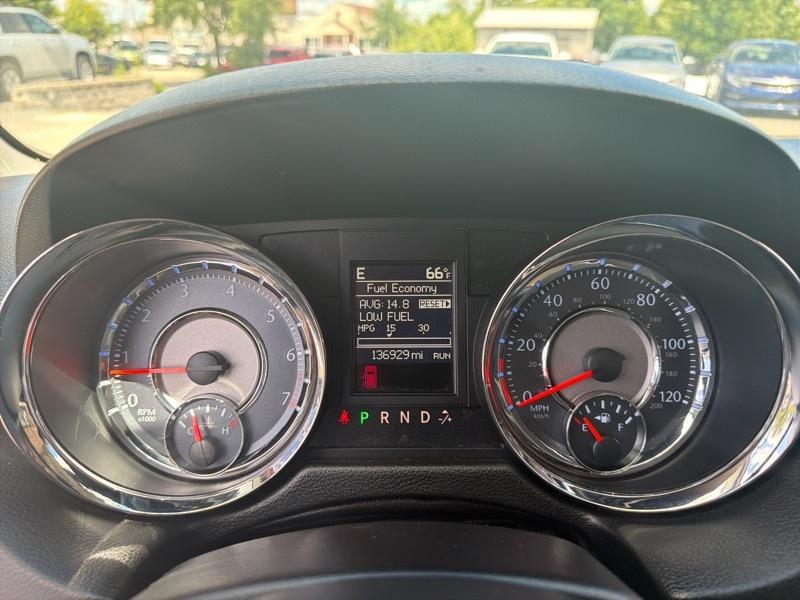 Chrysler Town & Country Touring 2013