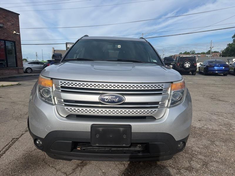 Ford Explorer XLT 4WD 2013