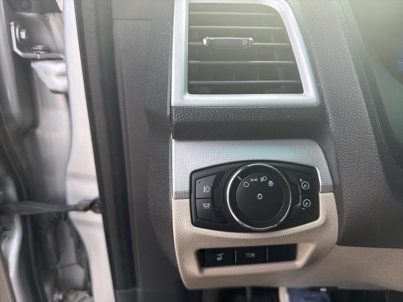 Ford Explorer XLT 4WD 2013