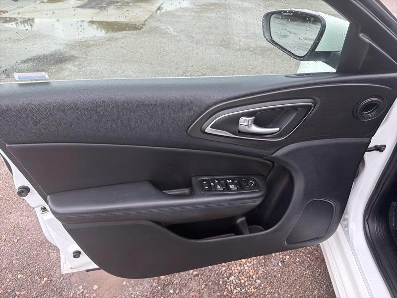 Chrysler 200 Limited Platinum 2017
