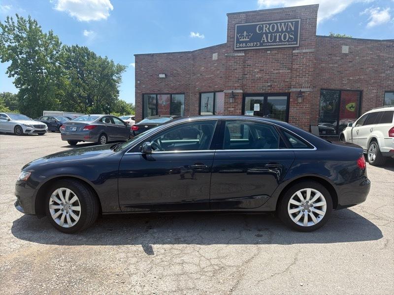 Audi A4 2.0T Sedan quattro Tiptronic 2012