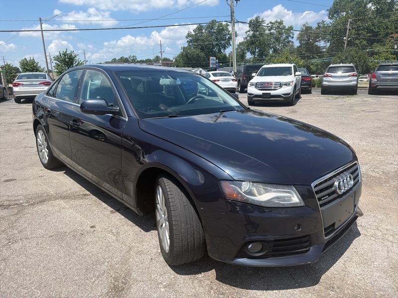 Audi A4 2.0T Sedan quattro Tiptronic 2012