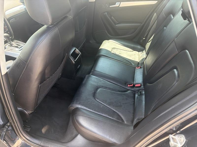 Audi A4 2.0T Sedan quattro Tiptronic 2012