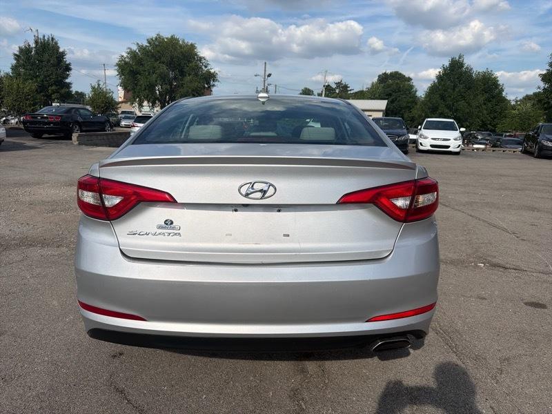 Hyundai Sonata SE 2015